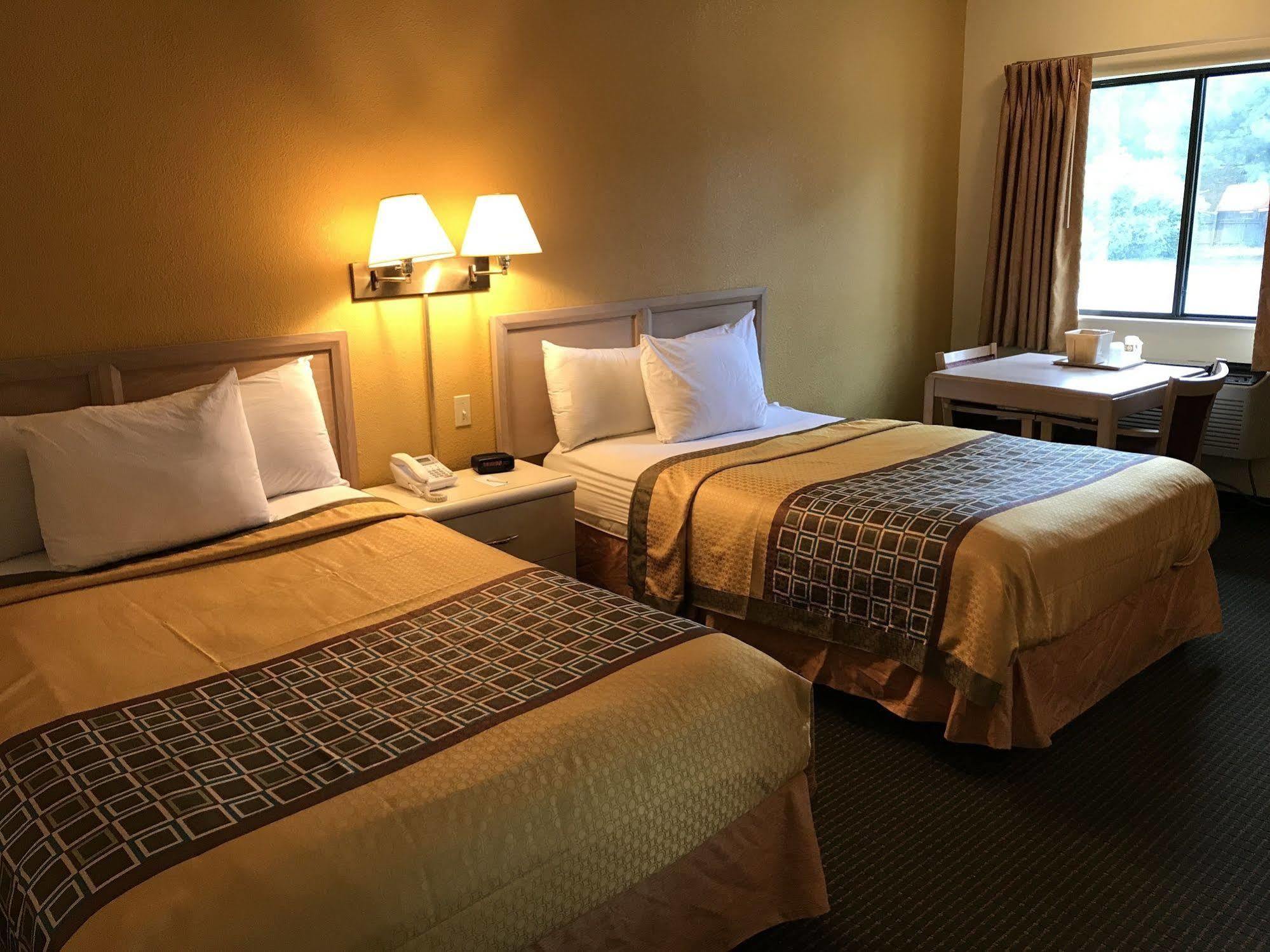 Budget Host Inn Sandusky Exterior foto
