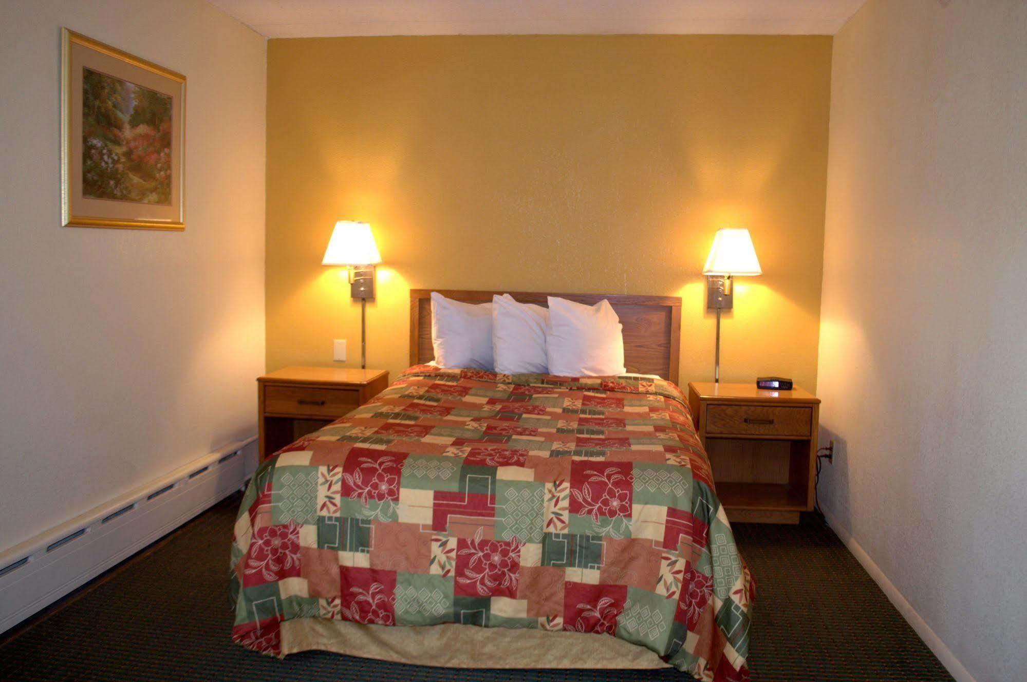 Budget Host Inn Sandusky Exterior foto